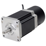 A63K-M5913-B 5-фазный шаговый двигатель, со встроенным тормозом, сплошной вал, фланец 85×85мм/корпус L=163мм, max момент удержания 63кгс·см (тормоз 40кгс·см), 1.4A/фаза, шаг/полушаг 0.72°/0.36°, IP30, 42,7 Вт