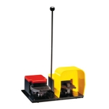 KRD 004 ДВУХПЕДАЛЬНЫЙ НОЖНОЙ ВЫКЛЮЧАТЕЛЬ, СЛЕВА ОТКРЫТ, СПРАВА ЗАКРЫТ, МЕТАЛЛИЧЕСКИЙ КОРПУС, C ЗАЩИТНЫМ РЫЧАГОМ НА ПРАВОЙ ПЕДАЛИ,2NO+2NC