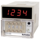 FS4E 12-24VAC/DC, Цифровой таймер (прямой и обратный счёт), механич. уставка, и 8 конт. штекер. Индикатор 4 цифры, размер 48x48x85 мм, выход Реле 1НО+1НЗ 250В 3А с задержкой,