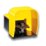 KG220S11 Ножной выключатель,1  педаль, пластиковый корпус 1N O+1NC быстрое переключение