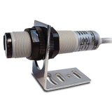 CDR-30 X Фотодатчик диффузный M18 (чувствительность с торца датчика), раст сраб. - 300 мм, Выход NPN и PNP сост. выхода НО, Питание 10-30VDC, IP66