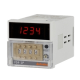 FS4-1P2 Счетчик (прямой и обратный счёт), механич. уставка, и 8 конт. штекер. Индикатор 4 цифры, размер 48x48x85 мм, питание 24-48VDC/24VAC, вход NPN (без напряжения), Одна уставка, выход Реле 1НО 250В 3А